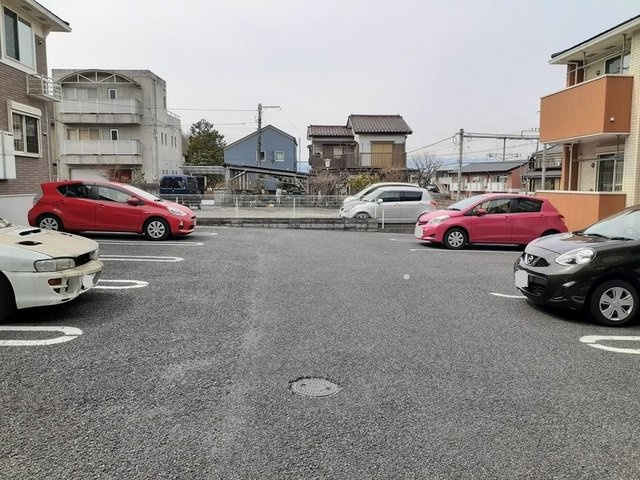 メゾンクレール　Ⅰの駐車場