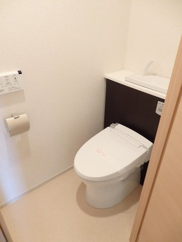 ティアラ　庚午中のトイレ|落ち着いたトイレです