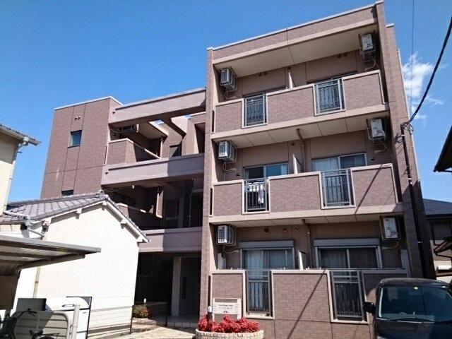 ティアラ　庚午中の外観|おしゃれな外観です