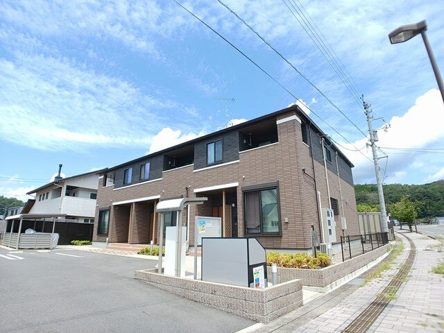 クラネの外観|落ち着いた雰囲気の外観です