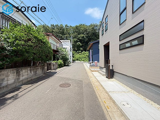 所沢市北秋津第9期全2棟　新築戸建　リーブルガーデンの前面道路含む現地写真|2026/7/21撮影
