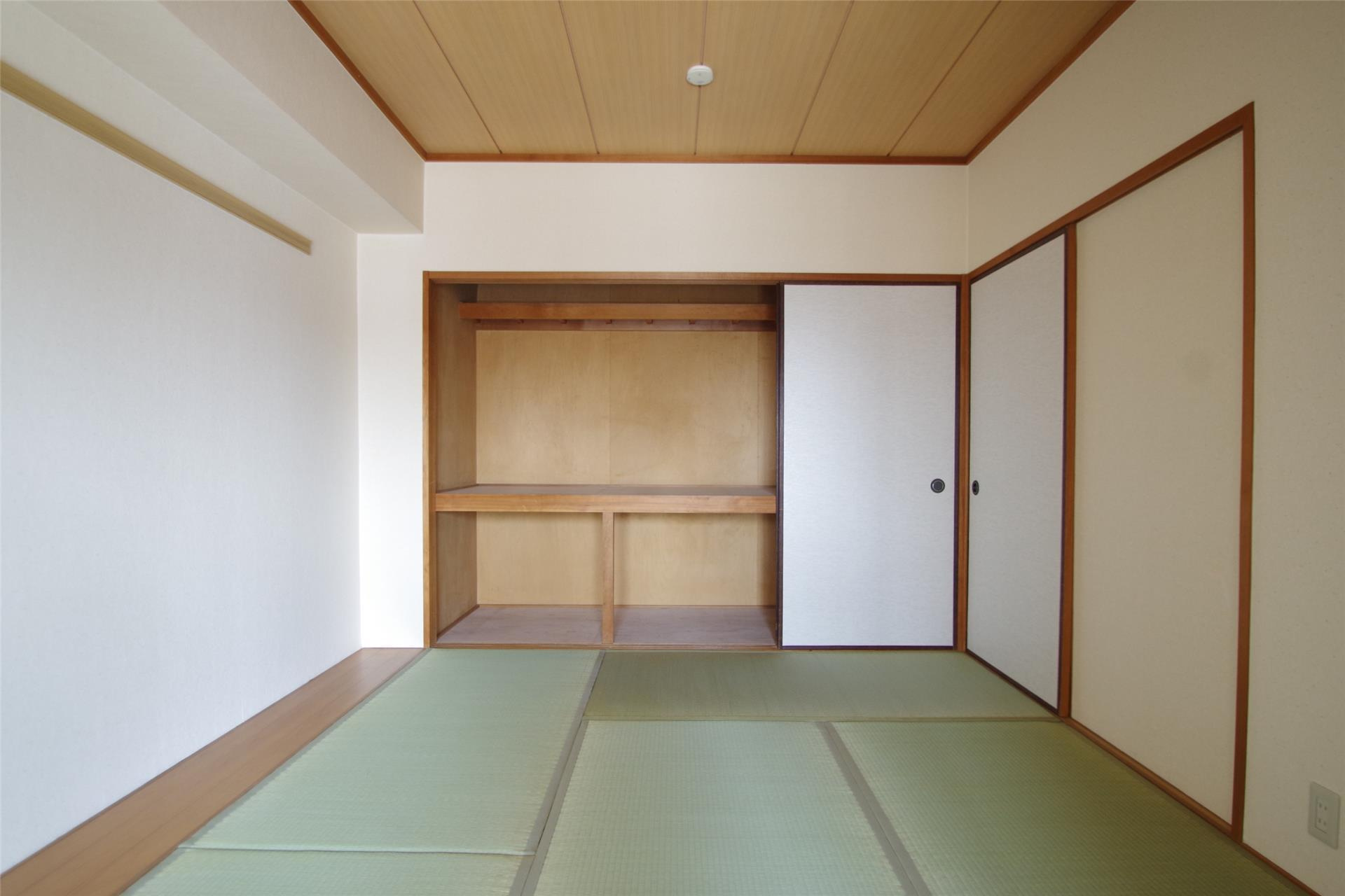 熊本市中央区小沢町の賃貸マンションの和室