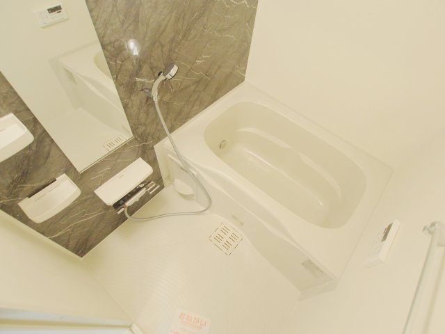 ベル フォレ Bの浴室