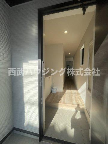 【仲介手数料無料】所沢市南住吉１期全２棟１号棟　所沢市の新築なら西武ハウジングの玄関