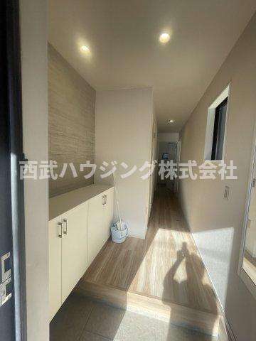 【仲介手数料無料】所沢市南住吉１期全２棟１号棟　所沢市の新築なら西武ハウジングの玄関