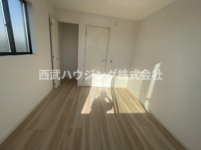 【仲介手数料無料】所沢市南住吉１期全２棟１号棟　所沢市の新築なら西武ハウジングの洋室