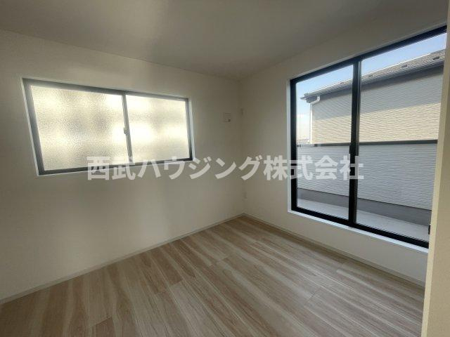 【仲介手数料無料】所沢市南住吉１期全２棟１号棟　所沢市の新築なら西武ハウジングの洋室
