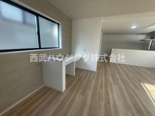 【仲介手数料無料】所沢市南住吉１期全２棟１号棟　所沢市の新築なら西武ハウジングの居間・リビング