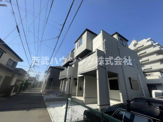 【仲介手数料無料】所沢市南住吉１期全２棟１号棟　所沢市の新築なら西武ハウジングの前面道路含む現地写真