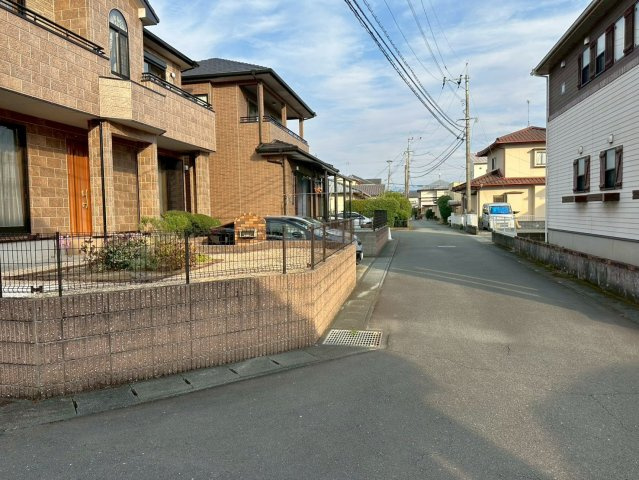熊本市東区花立5丁目の前面道路含む現地写真