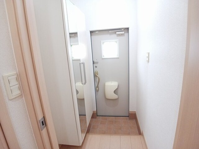 グランド　ソレイユ　Ｂの玄関