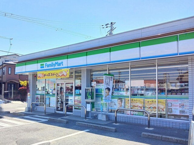 【周辺】 | ル・レスト高田 | ファミリーマートまで700m