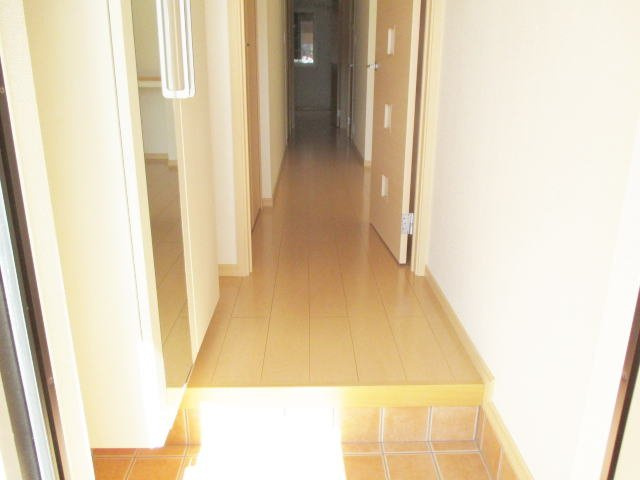 グランド　ソレイユ　Ａの玄関