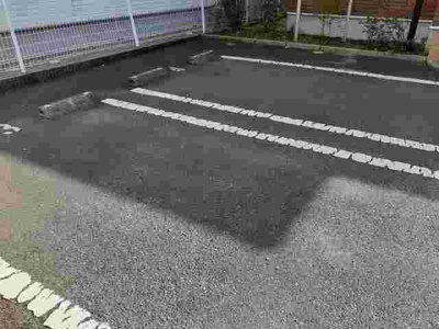 【駐車場】 | アルカン　シエル　Ⅲ | 駐車場に車を止められます
