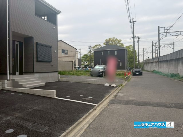 【今からご案内可能】名古屋市南区阿原町　全3棟の前面道路含む現地写真|事前予約にて現地ご見学いただけます！お気軽にお問い合わせください♪
■株式会社　セキュアハウス■
住宅ローンに強く、知識、経験豊富なスタッフ在籍
お客様に寄り添い、ご成約後もサポート致します。
