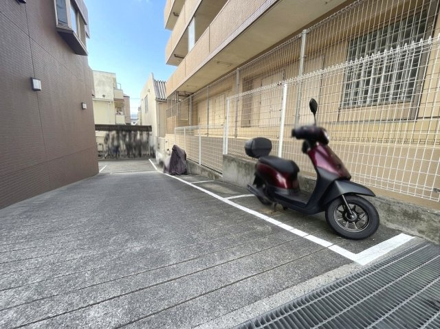 【その他】 | プラゼール練馬高野台　（成増店） | バイク置場月額2000円（空き状況は要確認）