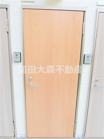 プラチナシティ蒲田の玄関