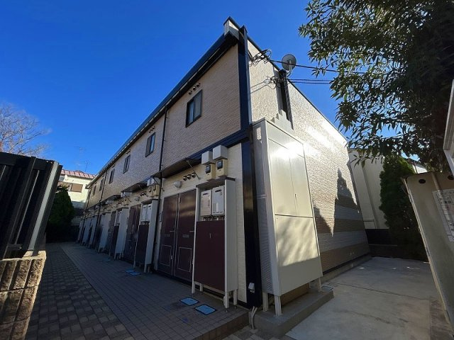 レオパレススターダストの外観