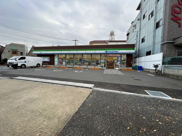 レオパレススターダストの周辺