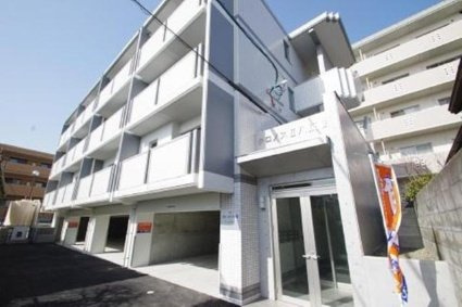 熊本市東区八反田１丁目の賃貸マンションの外観