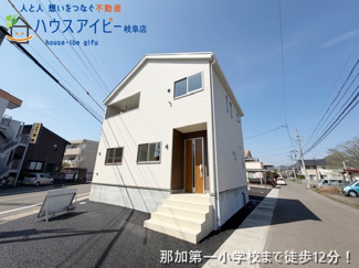 【外観】 | 各務原市那加土山町新築建売全2棟！お車2台可能！那加第一小学校まで徒歩12分！インナーバルコニー | 各務原市那加土山町新築建売全2棟！お車2台可能！那加第一小学校まで徒歩12分！インナーバルコニーのあるお家！