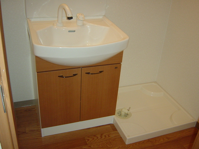 ＱＵＥＥＮ Ⅰの洗面所|シャンプードレッサー