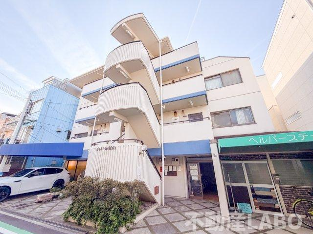 シャトー帝塚山の外観