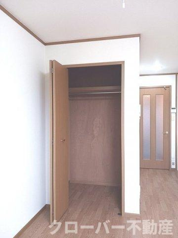 フローラＢの居間・リビング