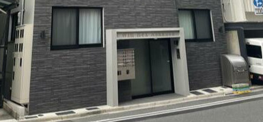 ウィンレックス浅草のエントランス