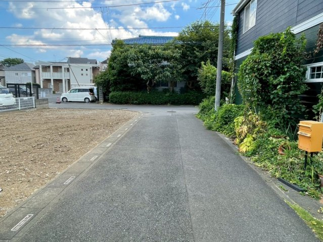 【前面道路含む現地写真】 | 北本市深井1丁目　新築戸建　全1棟　1号棟