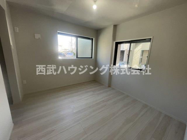 【仲介手数料無料】所沢市南住吉１期全２棟２号棟　所沢市の新築なら西武ハウジングの洋室