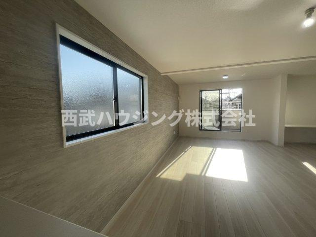 【仲介手数料無料】所沢市南住吉１期全２棟２号棟　所沢市の新築なら西武ハウジングの居間・リビング