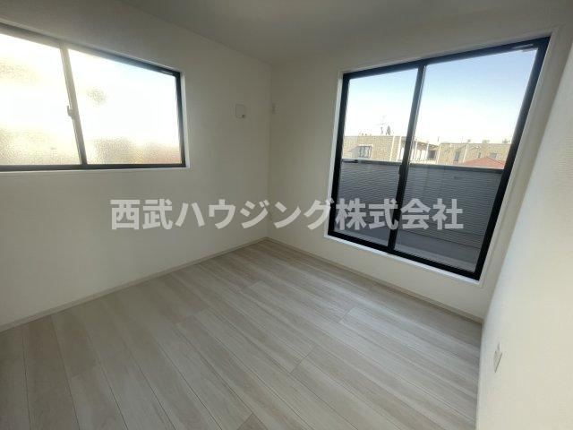 【仲介手数料無料】所沢市南住吉１期全２棟２号棟　所沢市の新築なら西武ハウジングの洋室