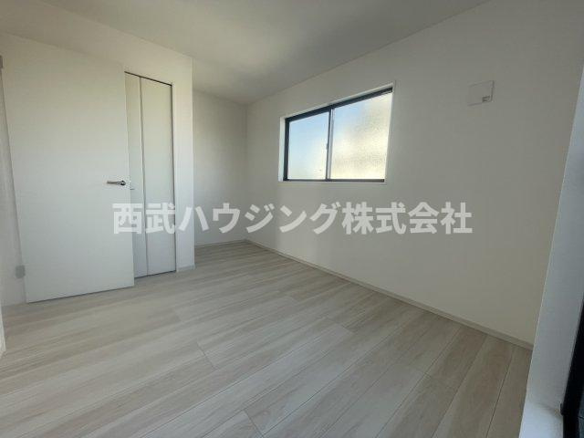 【仲介手数料無料】所沢市南住吉１期全２棟２号棟　所沢市の新築なら西武ハウジングの洋室