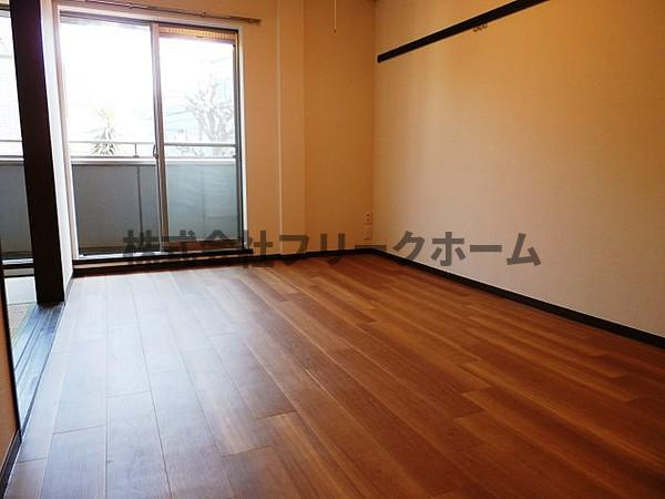 武蔵野市境２丁目の賃貸マンションの寝室