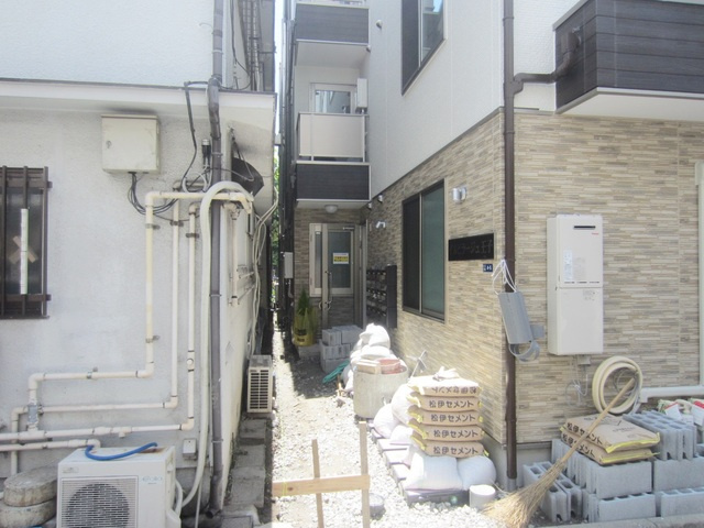 北区豊島２丁目のアパートのエントランス|建物入口です★