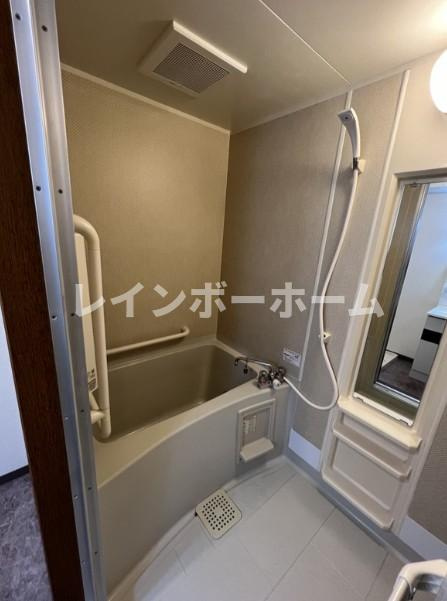 ジュエル葛西の浴室