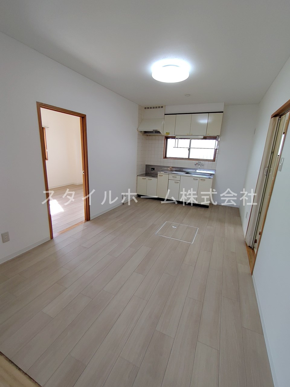 ウィングコート叶の居間・リビング|別部屋写真です。