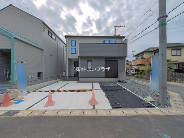 仲介手数料無料）江南市大間町新町１号棟の前面道路含む現地写真|前面道路含む現地写真です