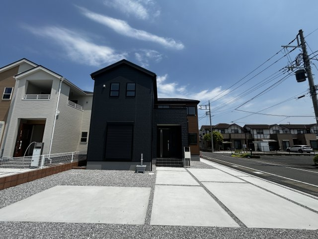 新築　高崎市新町第８　Livele Garden.S　5号棟の駐車場|現地写真　駐車スペースは2台分可能です！
