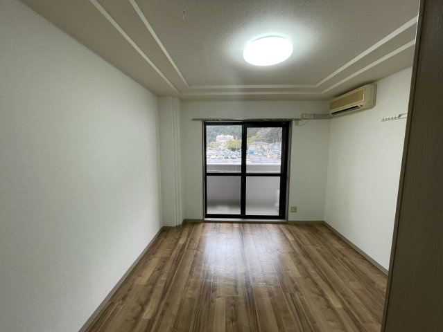 レスポワールの居間・リビング