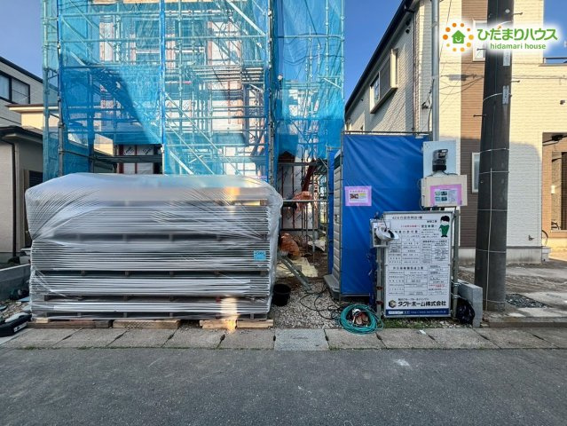 行田市持田　新築一戸建て　グラファーレ　01の駐車場