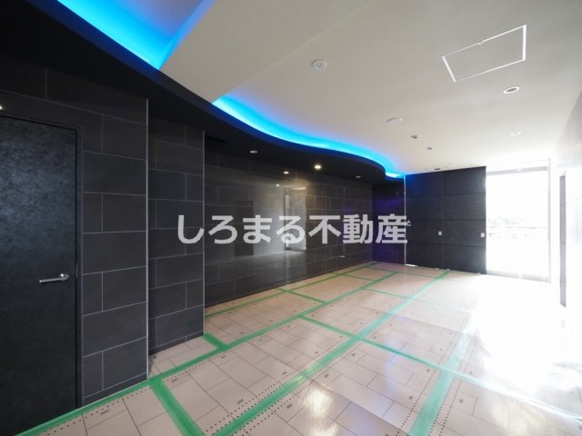 セレニテ梅田北アリエ壱番館のロビー