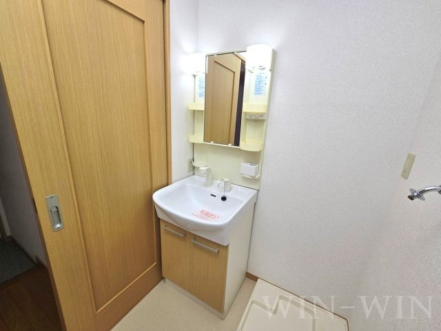 アイパレット岩屋の独立洗面台