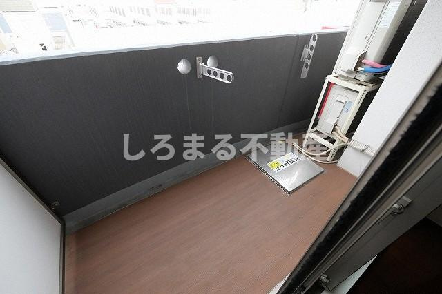 SERENiTE本町エコートのバルコニー