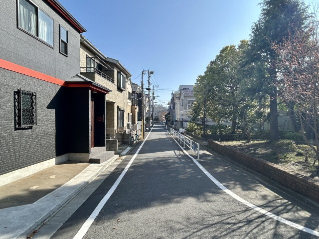 江戸川区江戸川2丁目中古住宅の前面道路含む現地写真|全面道路