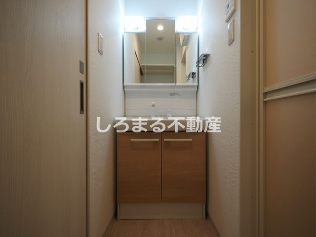 LEGALAND+猫 MIYAKOJIMAの独立洗面台