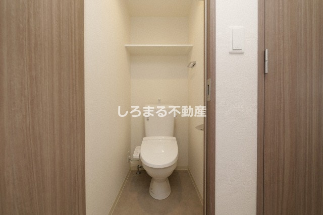 プレサンスOSAKA東中本エシデルのトイレ