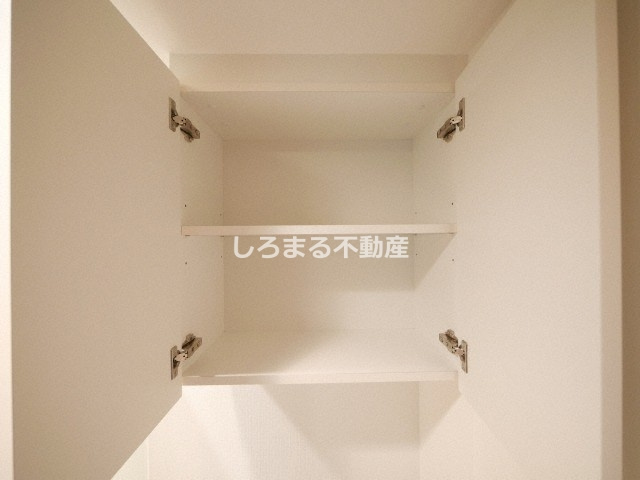 アーデン堺筋本町の収納