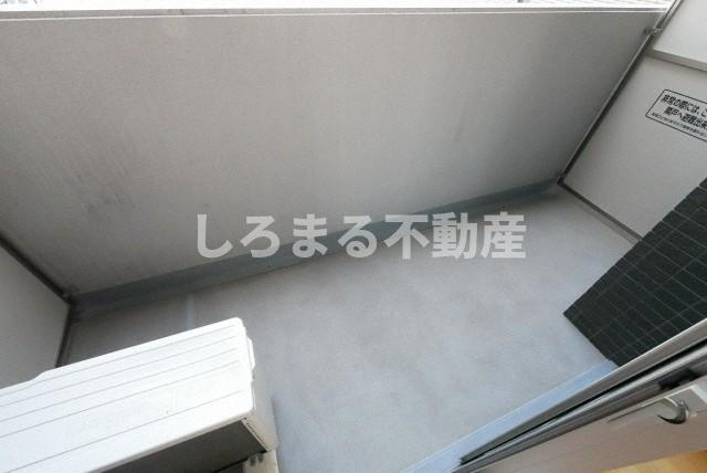 アーデン堺筋本町のバルコニー